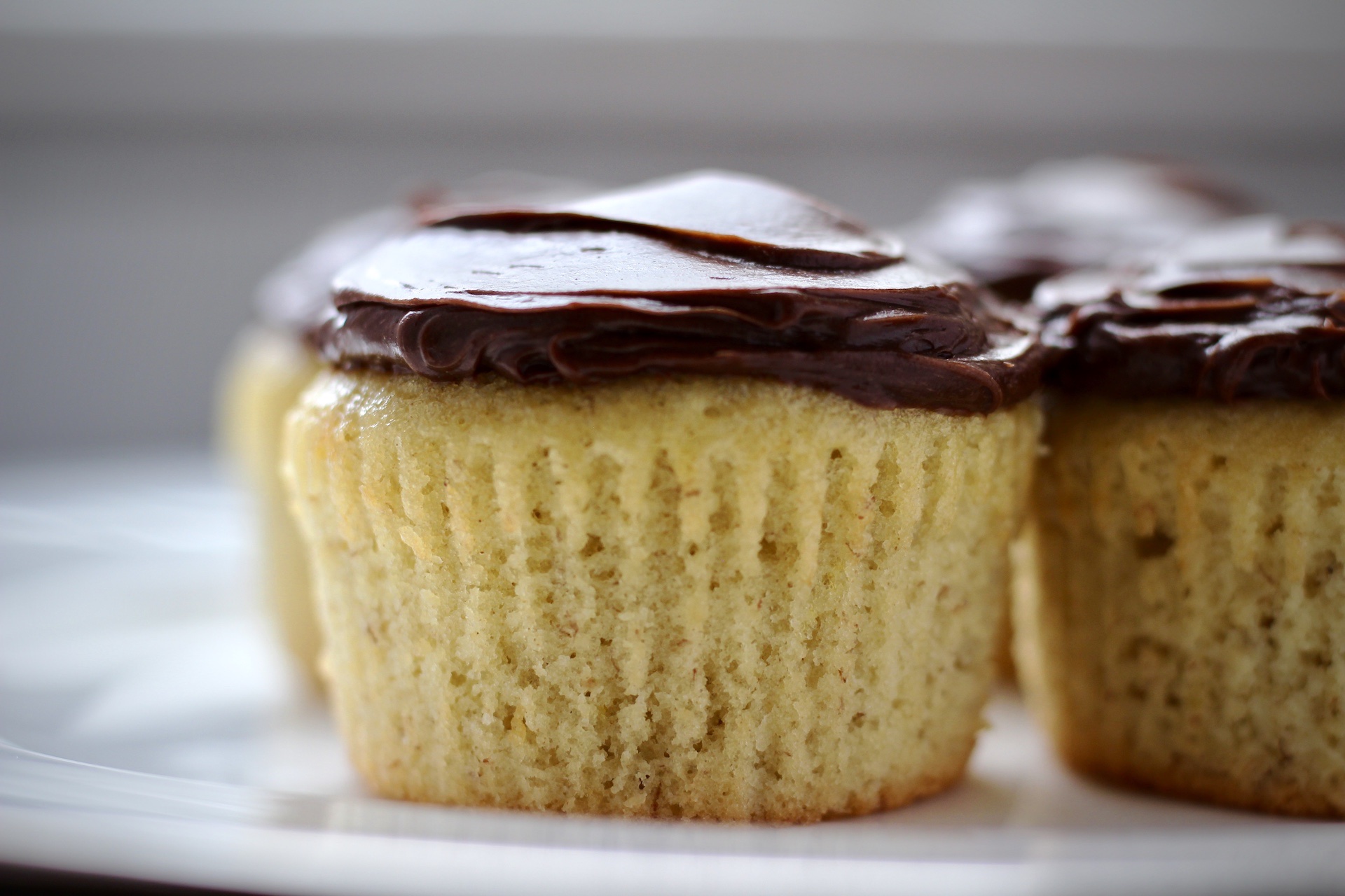 Dairy Free Yellow Cake Cupcakes