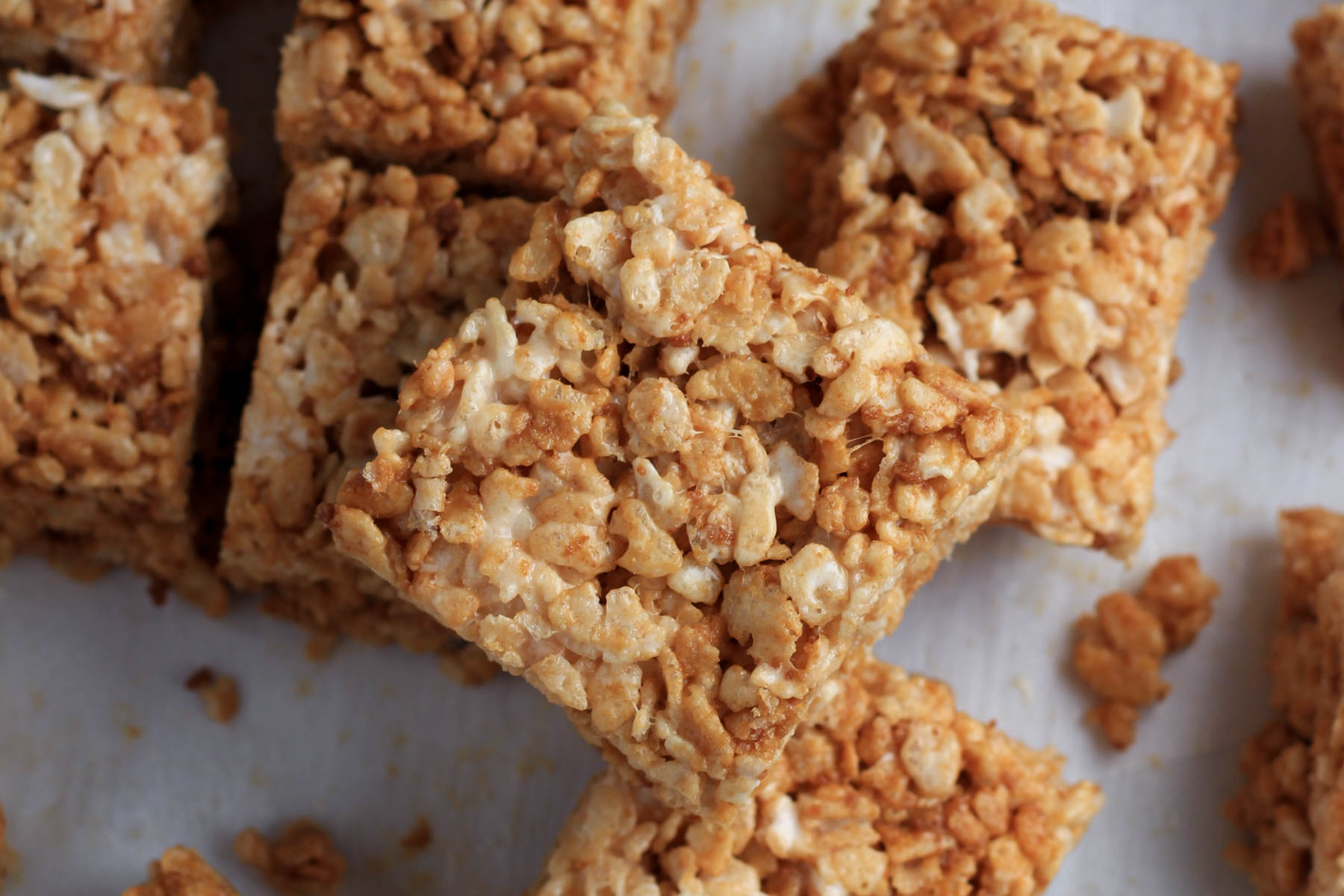 Cookie Butter Rice Krispie Treats - My Life After Dairy