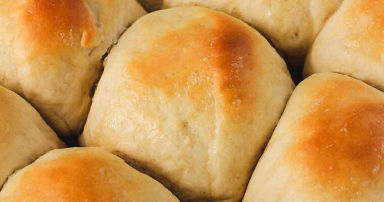 45-Minute Vegan Dinner Rolls