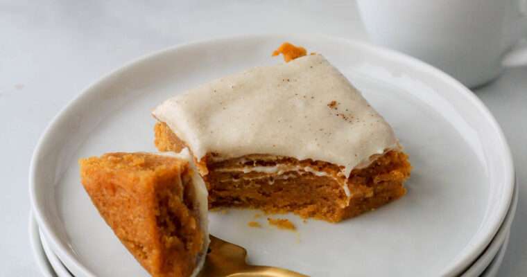 Pumpkin Spice Cookie Bars with Pumpkin Spice Buttercream Frosting