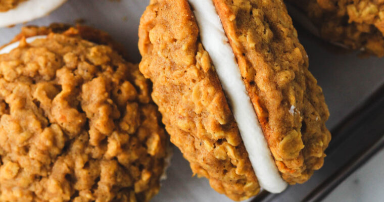 Pumpkin Spice Oatmeal Cream Pies
