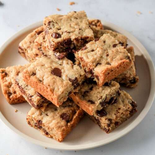 Oatmeal Chocolate Chip Cookie Bars