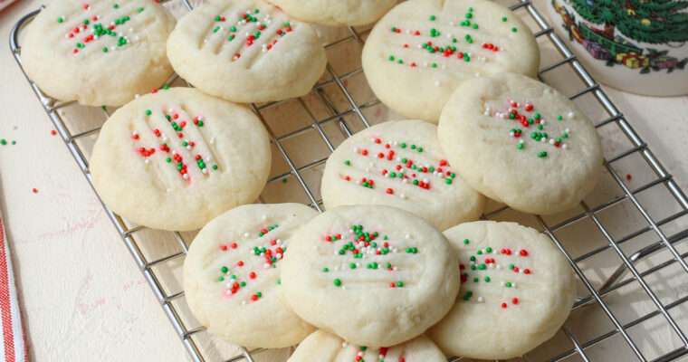 Vegan Whipped Shortbread Cookies